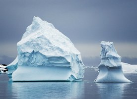 Regole ignorate e archivi in affanno: l’email-gate è solo la punta dell’iceberg