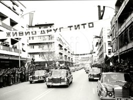 Dalla Repubblica Socialista all’alba della disgregazione: on line la storia fotografica della Jugoslavia