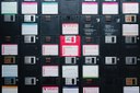 Obsoleti e poco sicuri: il Giappone dichiara nuovamente guerra ai floppy disk